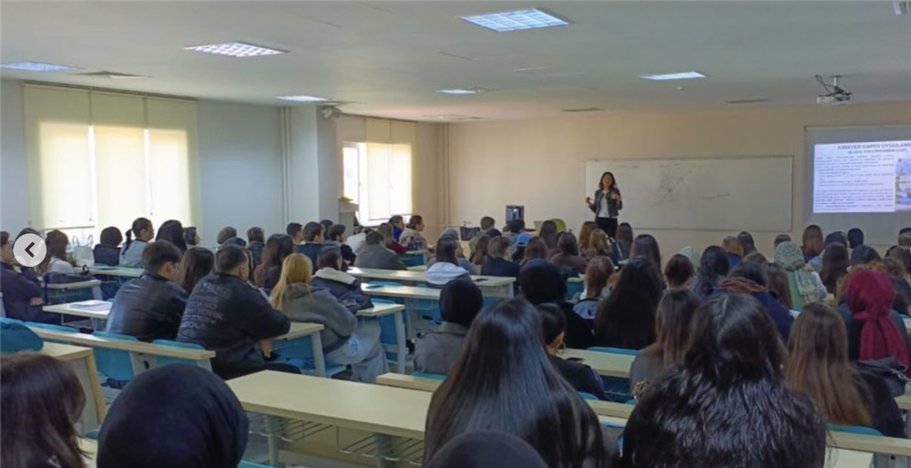 Çınarcık Meslek Yüksekokulu Öğrencilerimize Kariyer Merkezi Etkinlikleri Tanıtıldı.